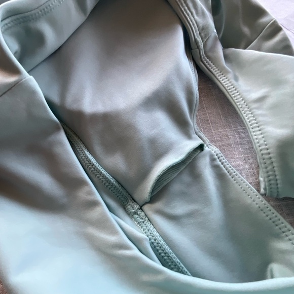 Balance Athletica Isla Sports Bra Salt Water - Picture 8 of 9